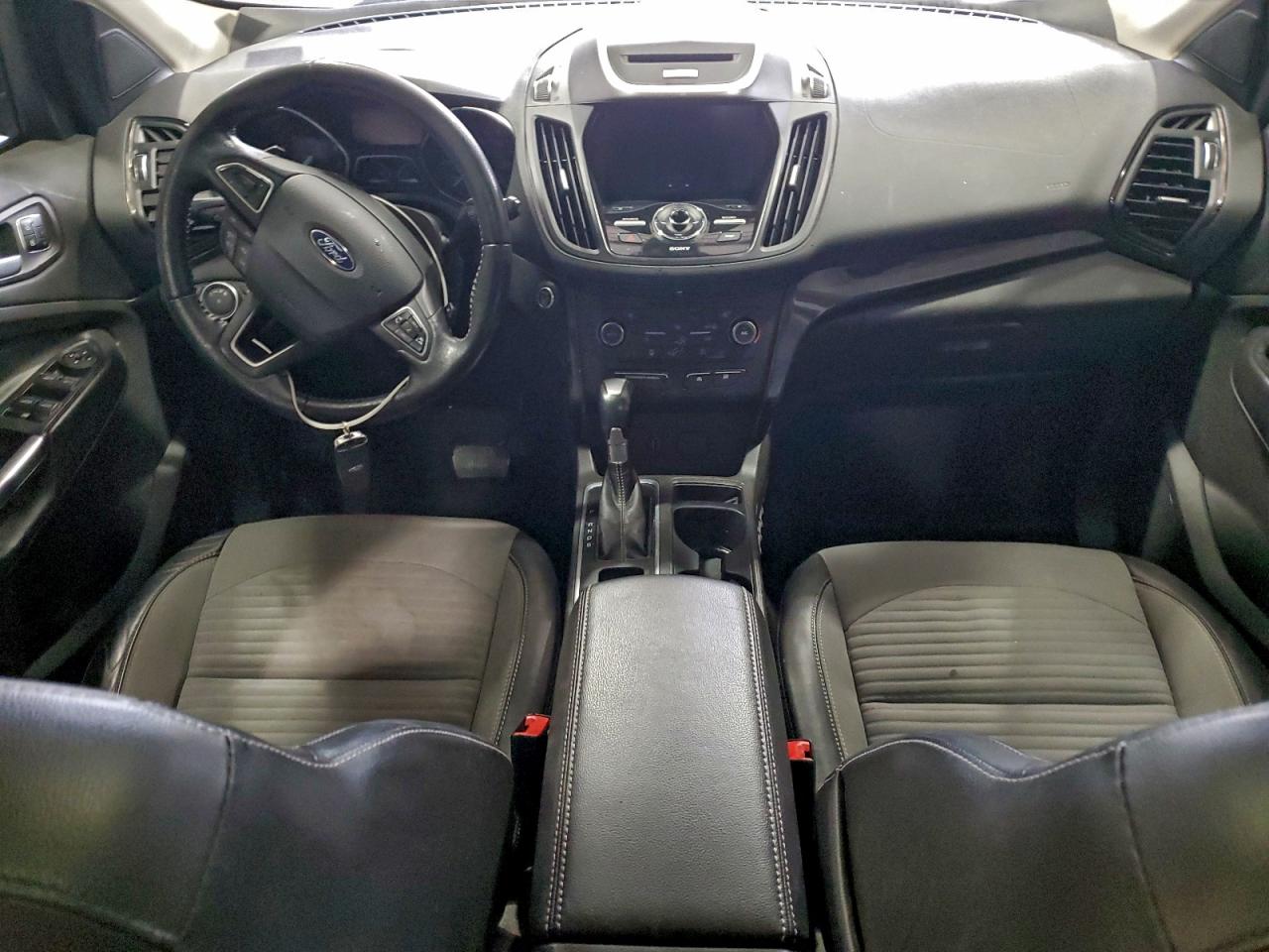 2017 FORD ESCAPE TITANIUM photo 22