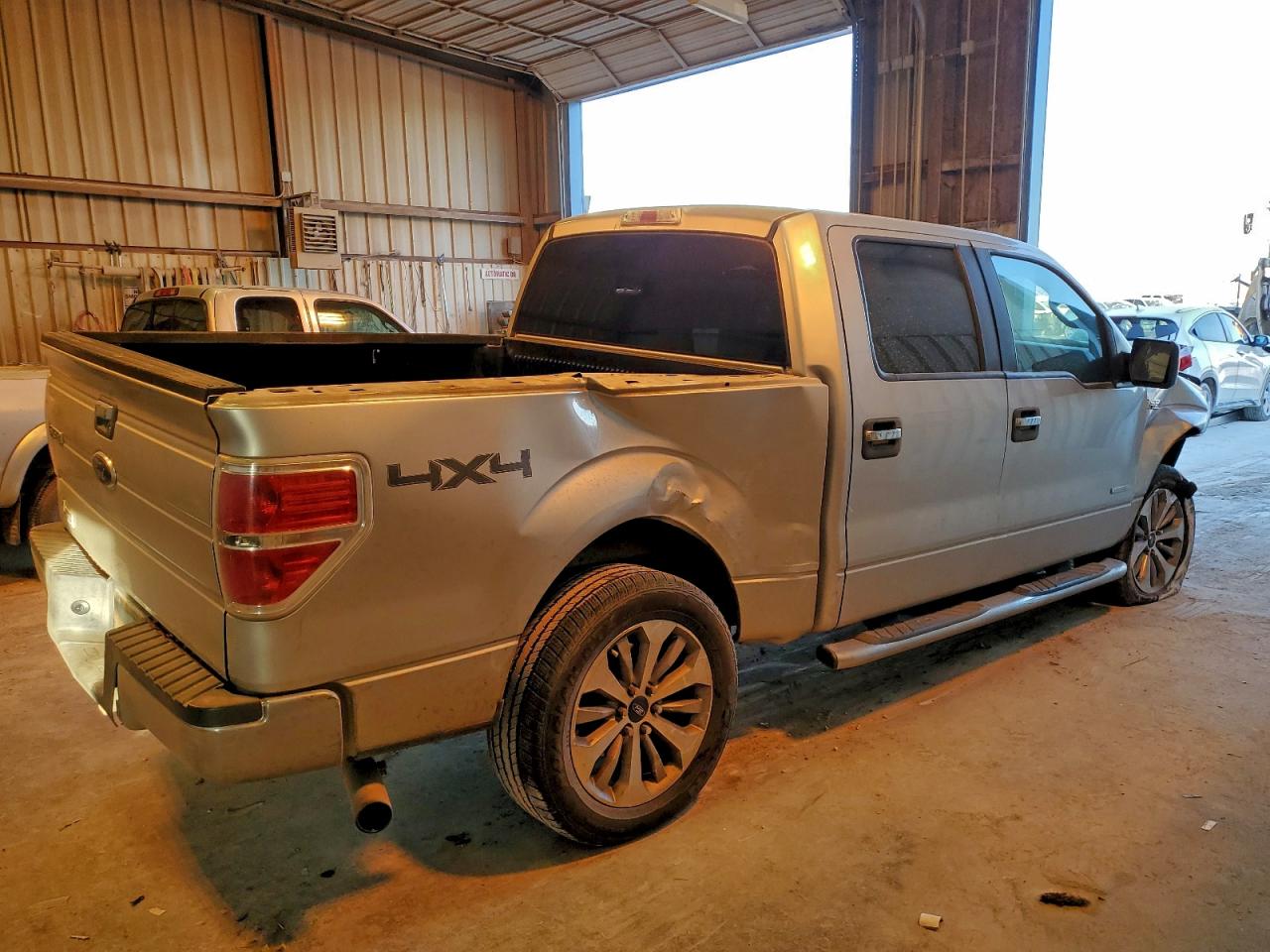 2011 FORD F150 SUPERCREW photo 3
