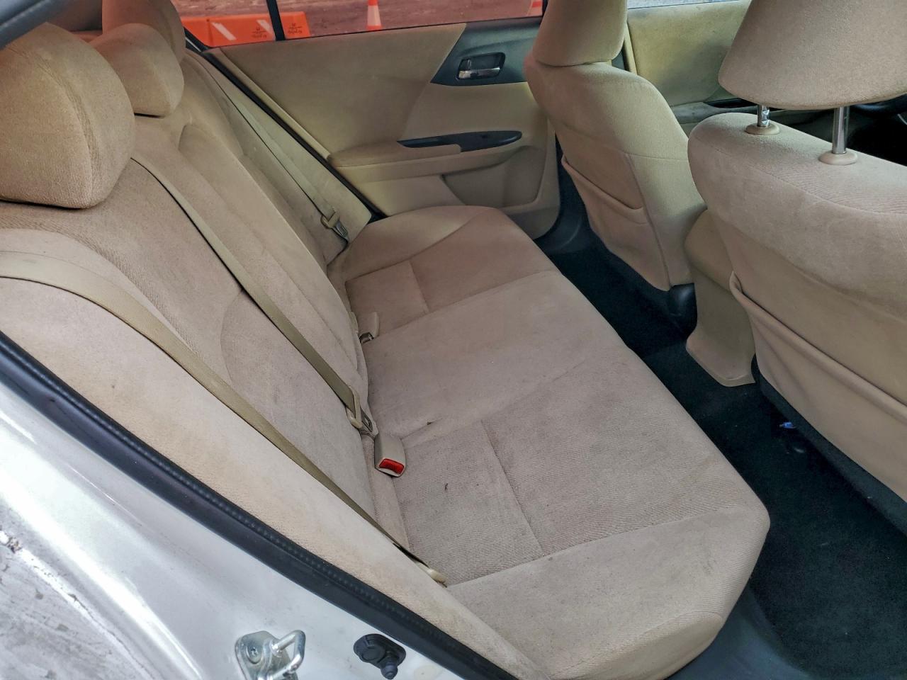 2013 HONDA ACCORD LX photo 19