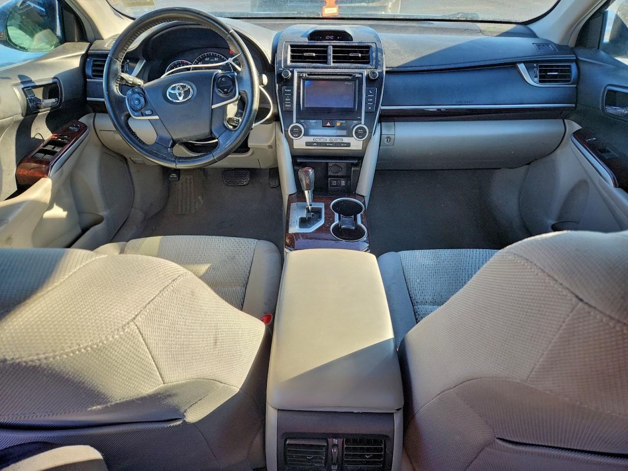 2013 TOYOTA CAMRY L photo 15