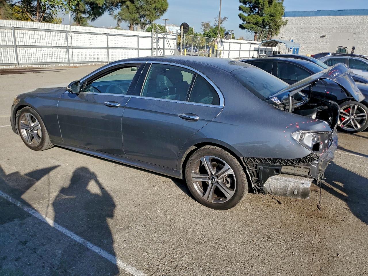2020 MERCEDES-BENZ E 350 photo 3