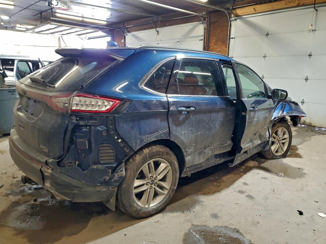 2017 FORD EDGE SEL photo 3