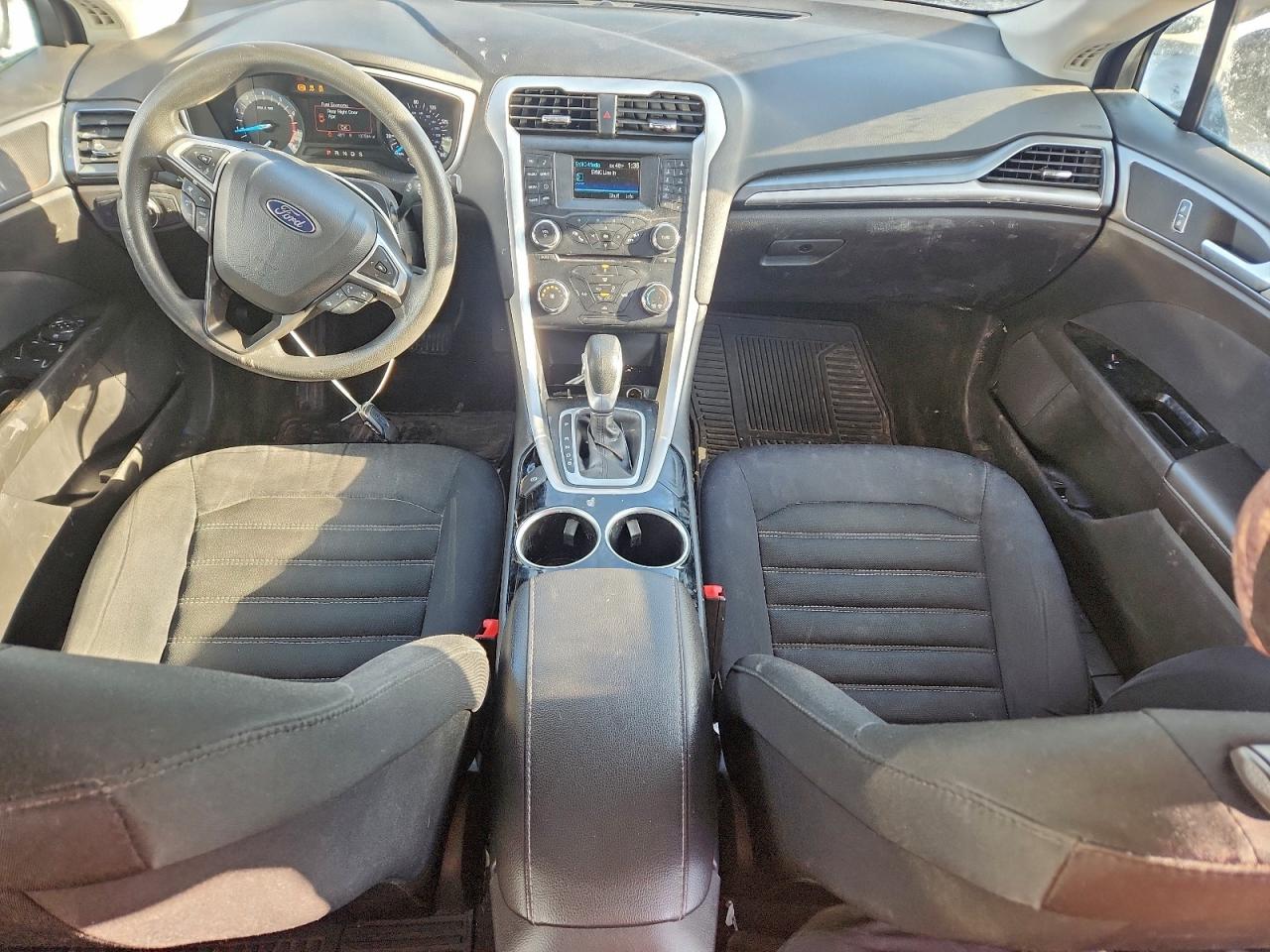 2013 FORD FUSION SE photo 8