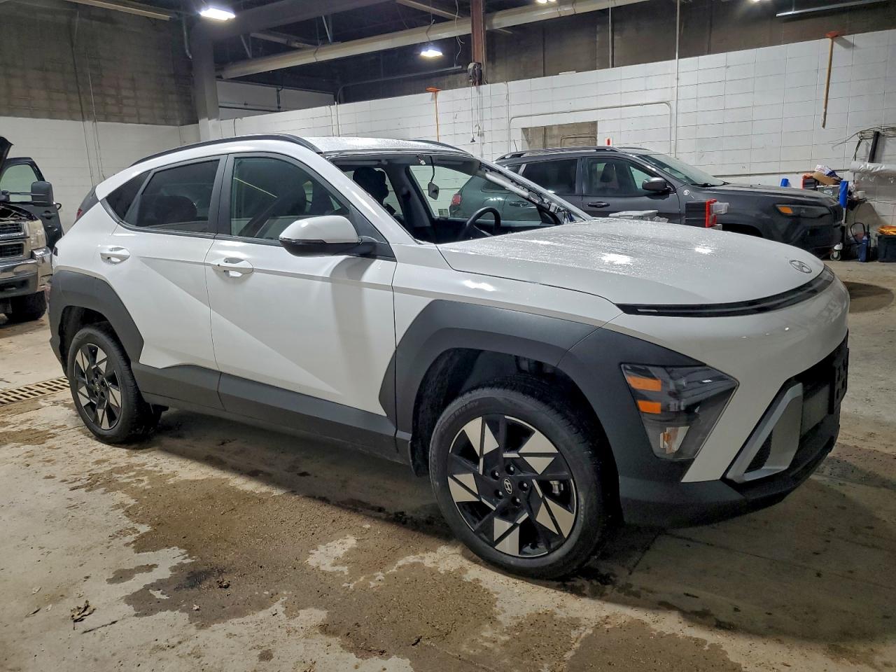 2025 HYUNDAI KONA SEL photo 4