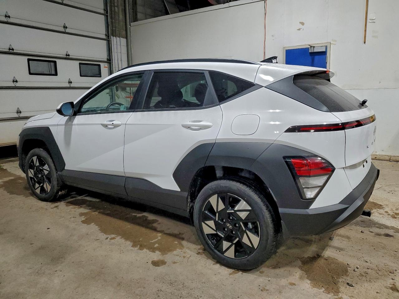 2025 HYUNDAI KONA SEL photo 2