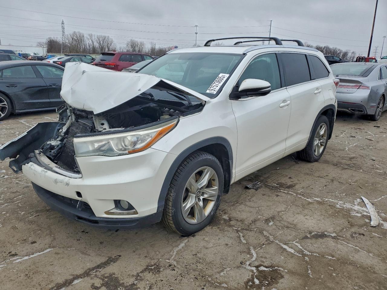 2016 TOYOTA HIGHLANDER