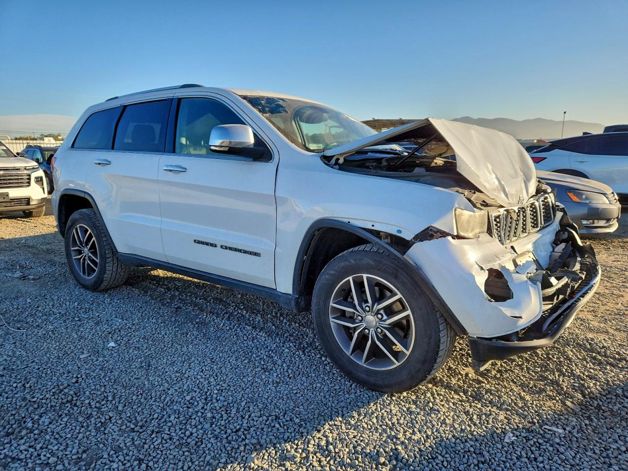 2018 JEEP GRAND CHEROKEE LIMITED photo 4