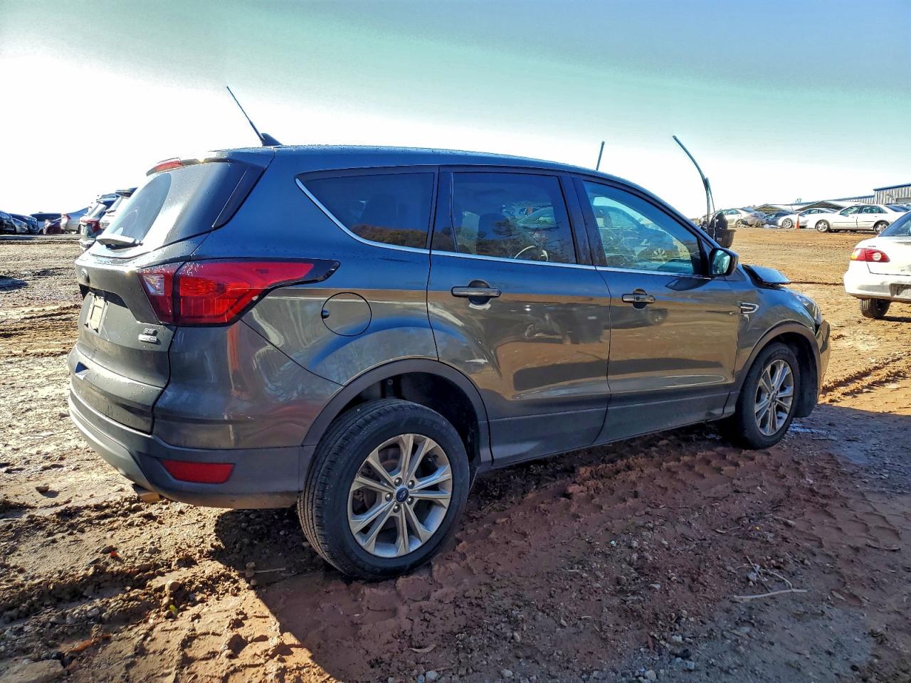 2019 FORD ESCAPE SE photo 3