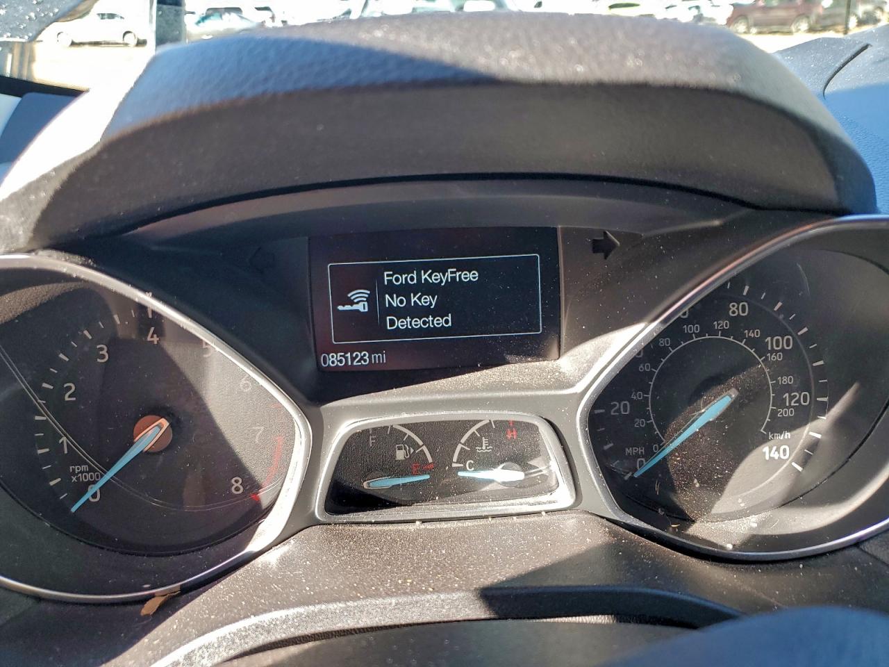 2019 FORD ESCAPE SE photo 9
