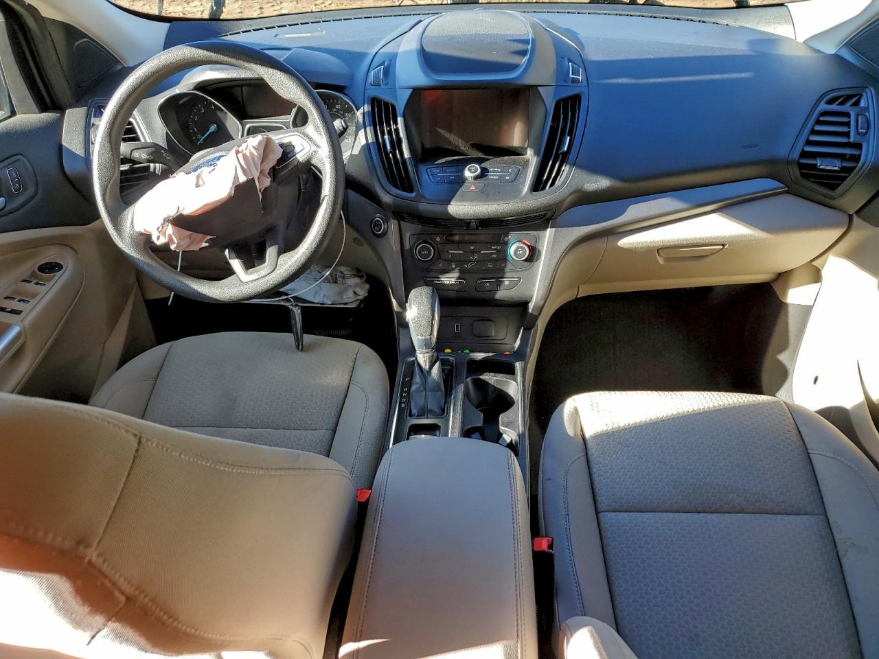 2019 FORD ESCAPE SE photo 8