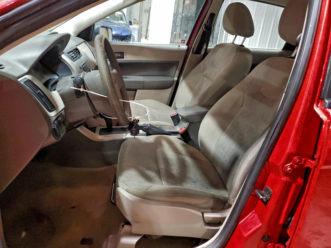 2008 FORD FOCUS SE photo 7