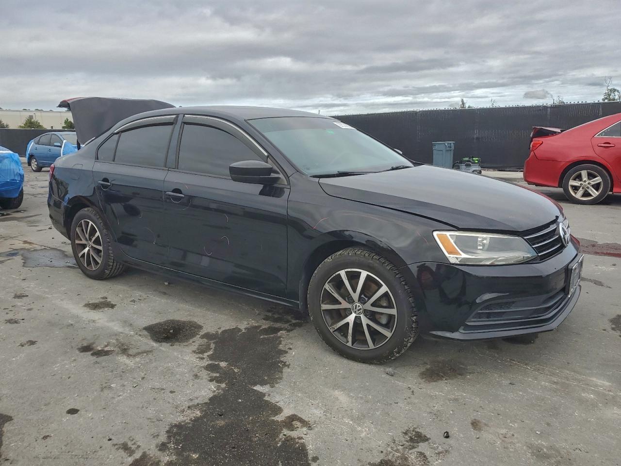 2016 VOLKSWAGEN JETTA SE photo 4