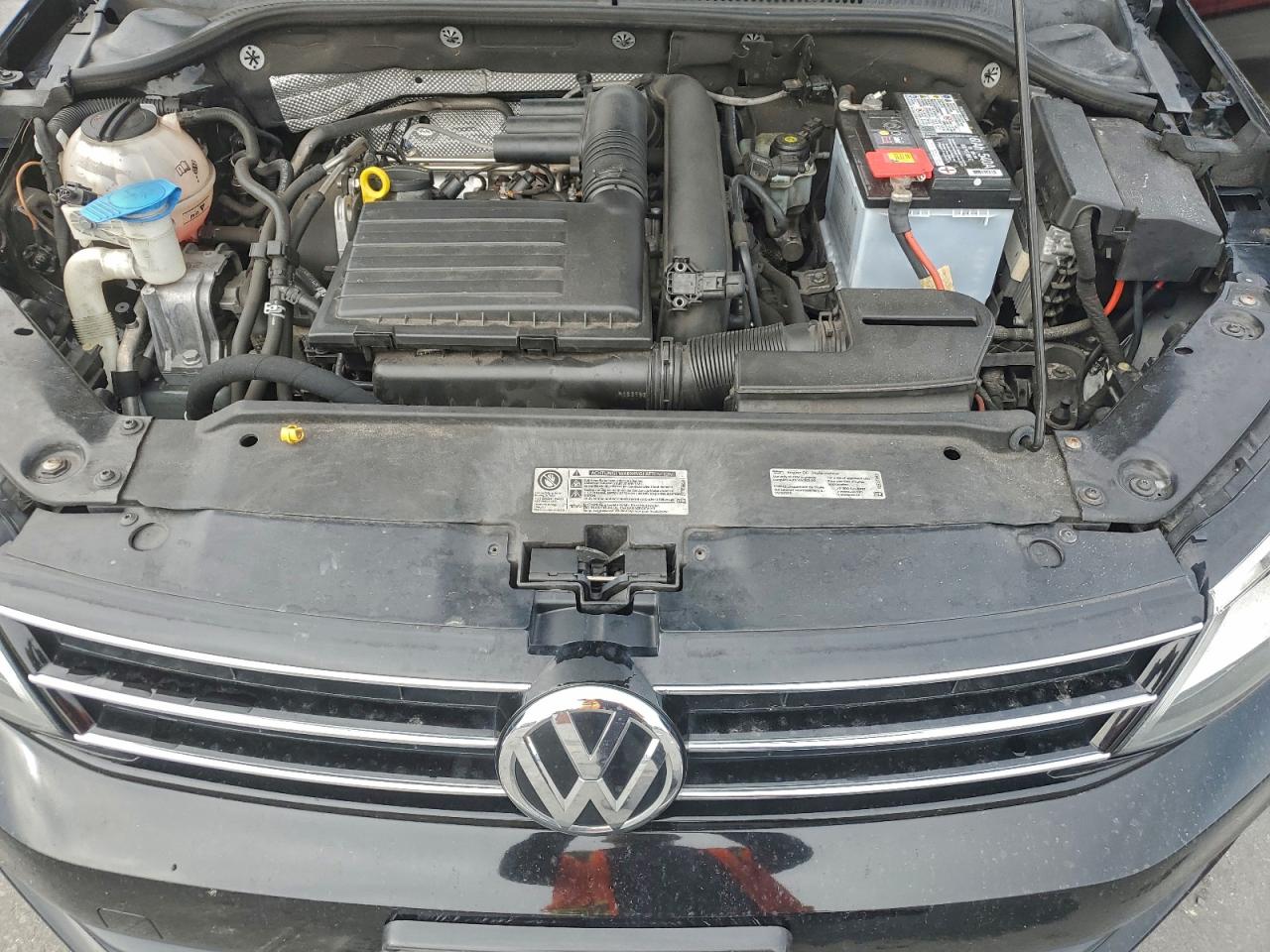2016 VOLKSWAGEN JETTA SE photo 11