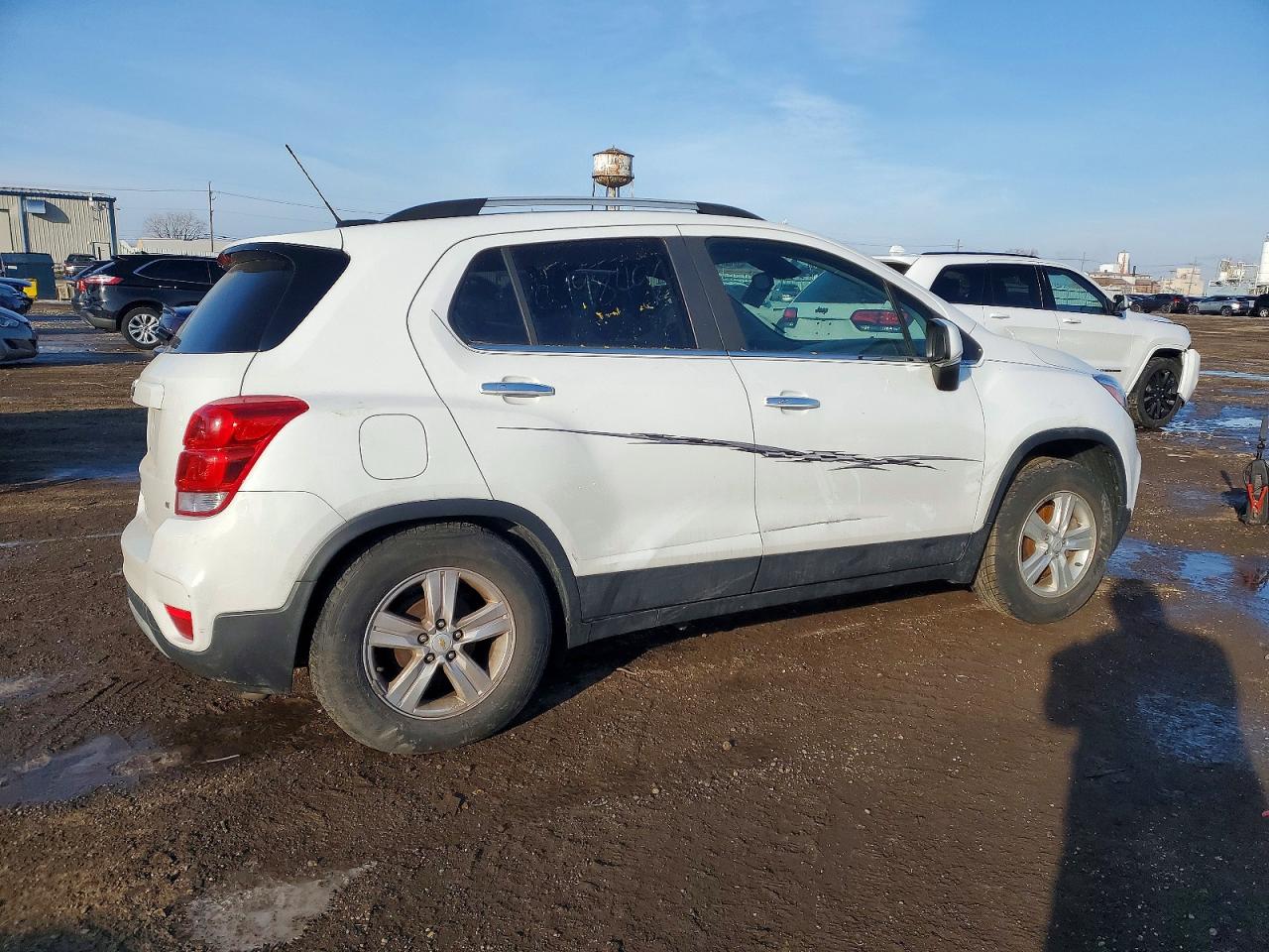 2018 CHEVROLET TRAX 1LT photo 5
