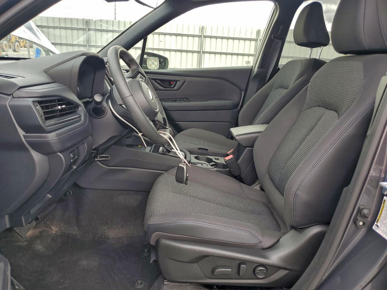 2025 SUBARU FORESTER PREMIUM photo 13