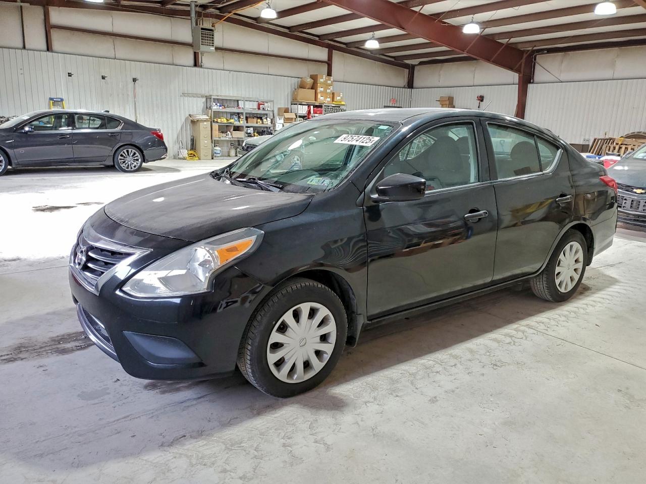 2018 NISSAN VERSA