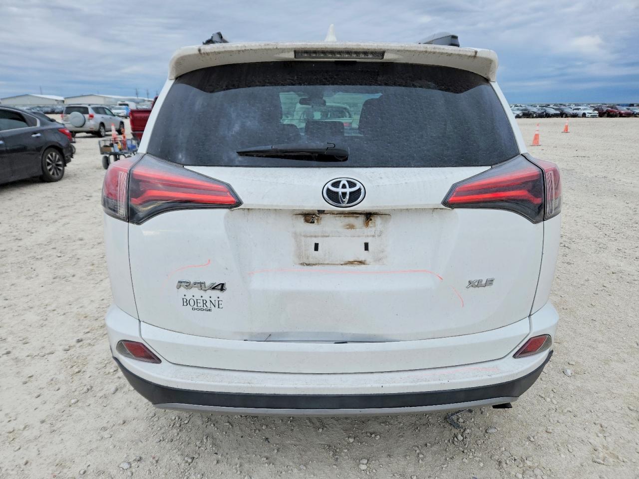 2018 TOYOTA RAV4 ADVENTURE photo 21