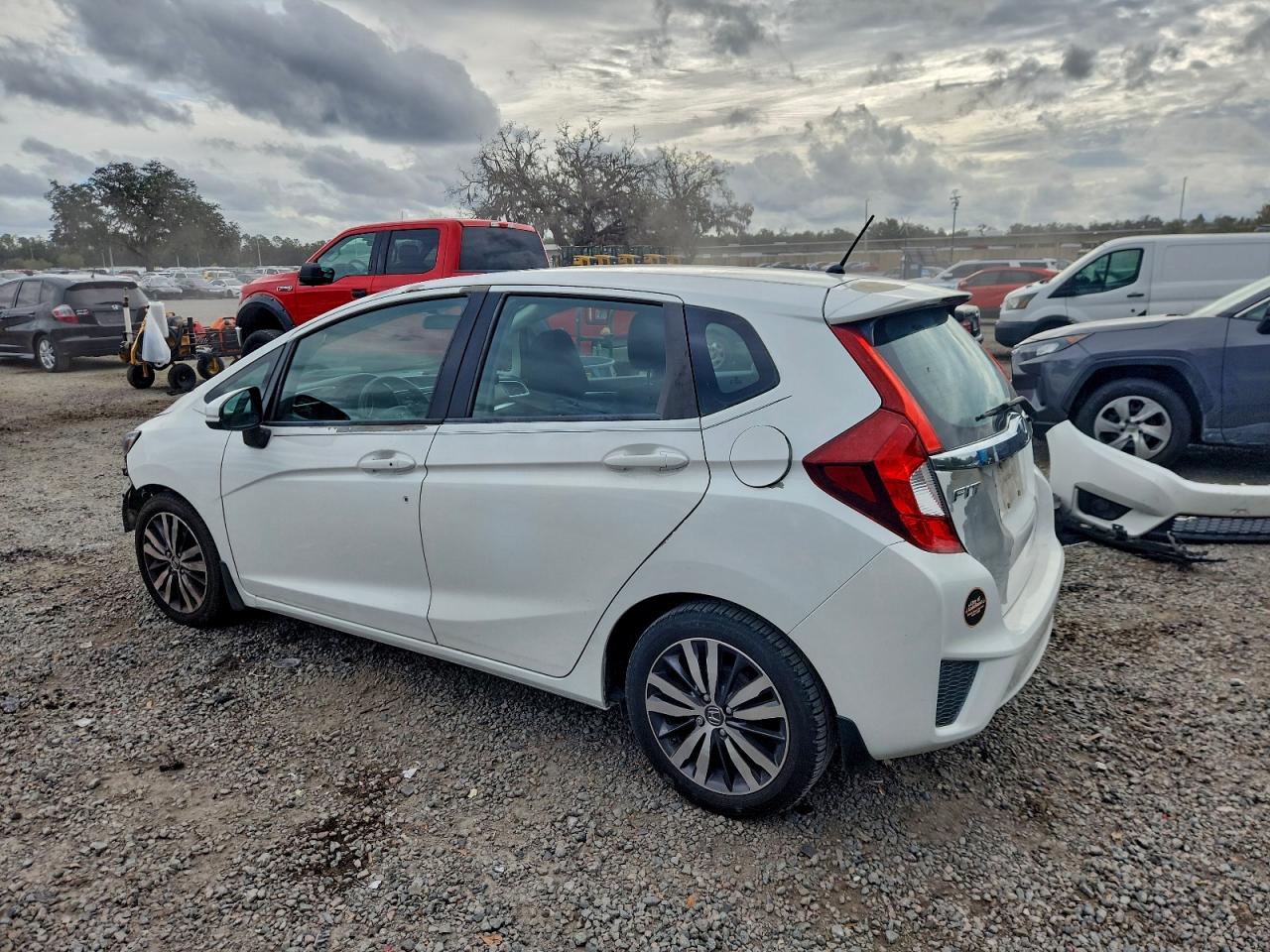2015 HONDA FIT EX photo 4