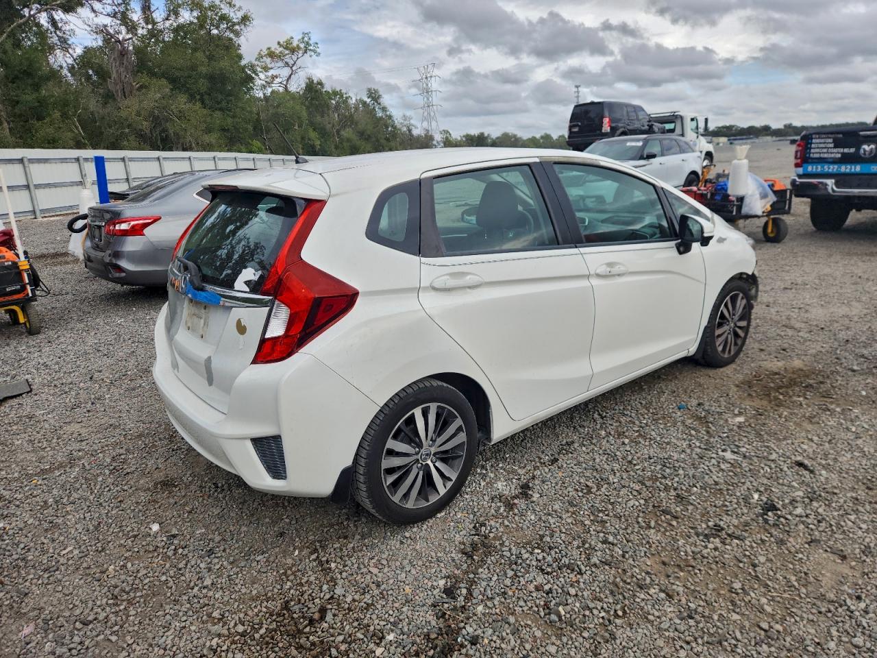 2015 HONDA FIT EX photo 7