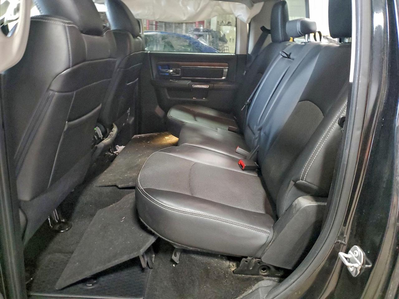 2016 RAM 1500 LARAMIE photo 10