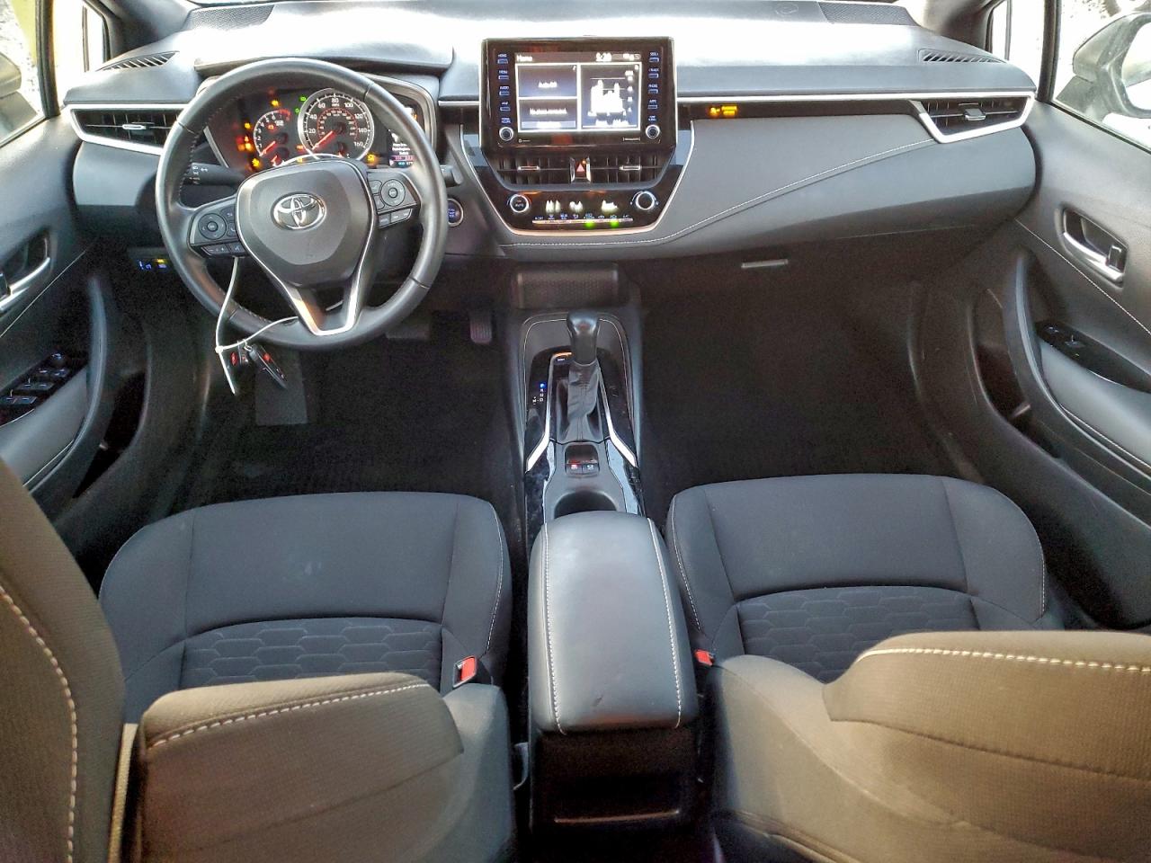 2022 TOYOTA COROLLA SE photo 8