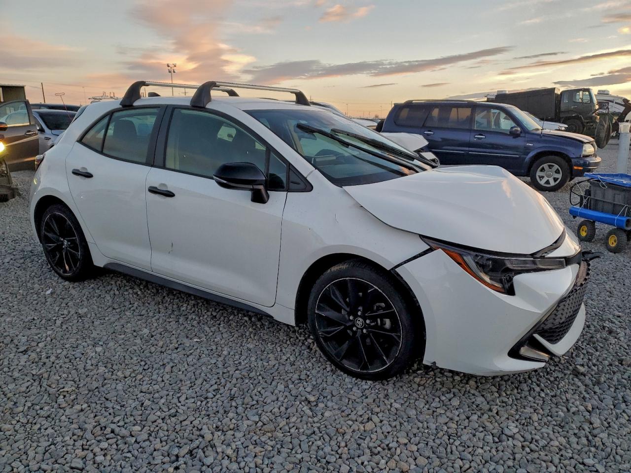 2022 TOYOTA COROLLA SE photo 4
