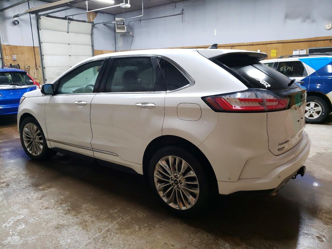 2020 FORD EDGE TITANIUM photo 2