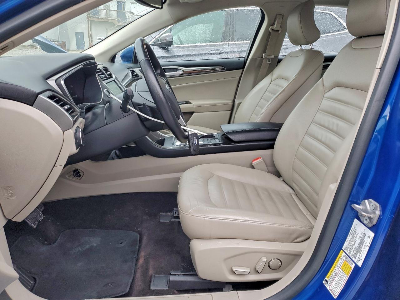2017 FORD FUSION SE photo 7
