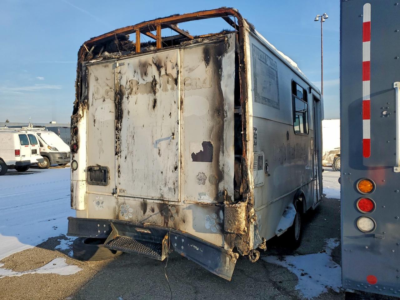 2003 FORD ECONOLINE E450 SUPER DUTY CUTAWAY VAN photo 7