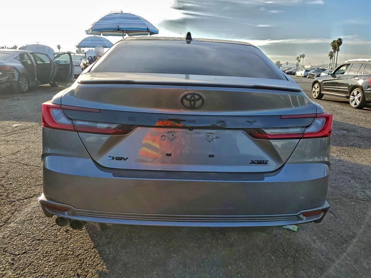 2025 TOYOTA CAMRY XSE photo 6