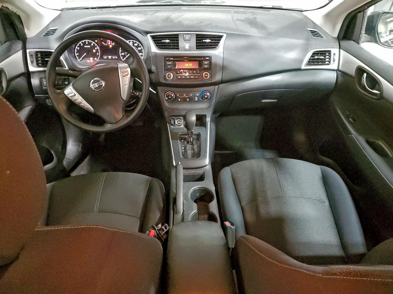 2017 NISSAN SENTRA S photo 8