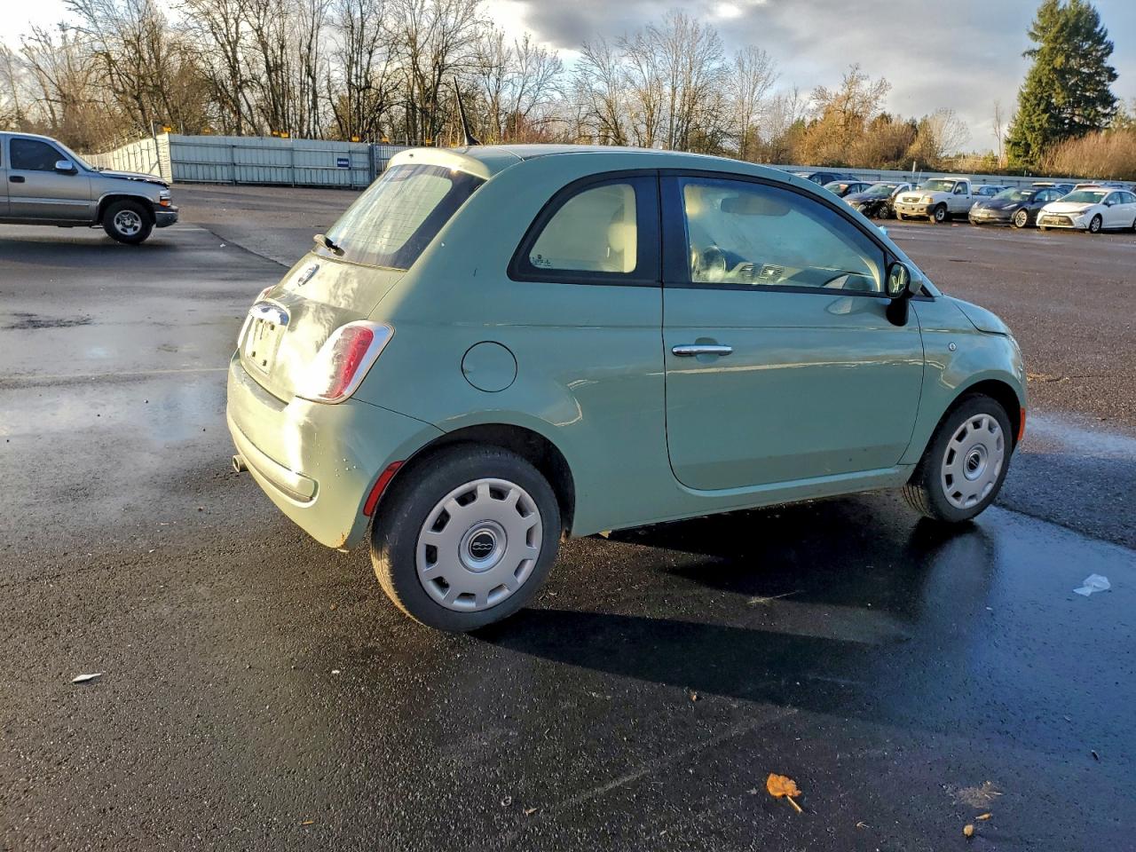 2015 FIAT 500 POP photo 5