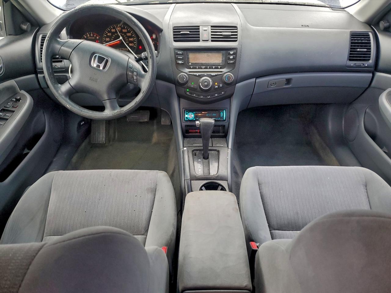 2005 HONDA ACCORD photo 15