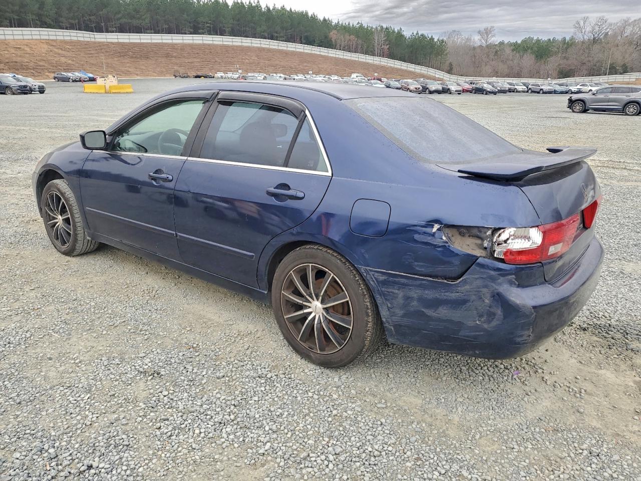2005 HONDA ACCORD photo 3