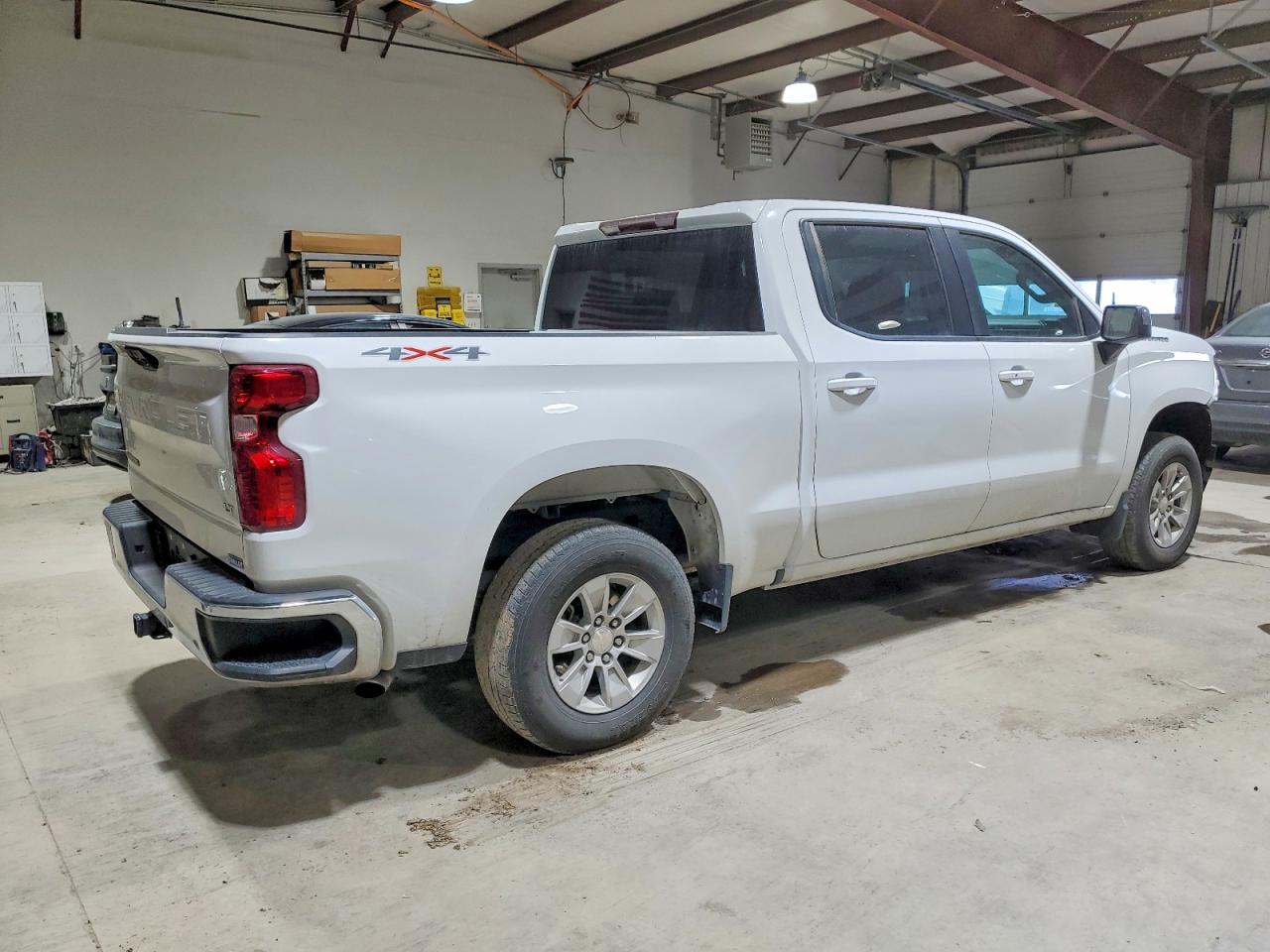 2023 CHEVROLET SILVERADO K1500 LT photo 3