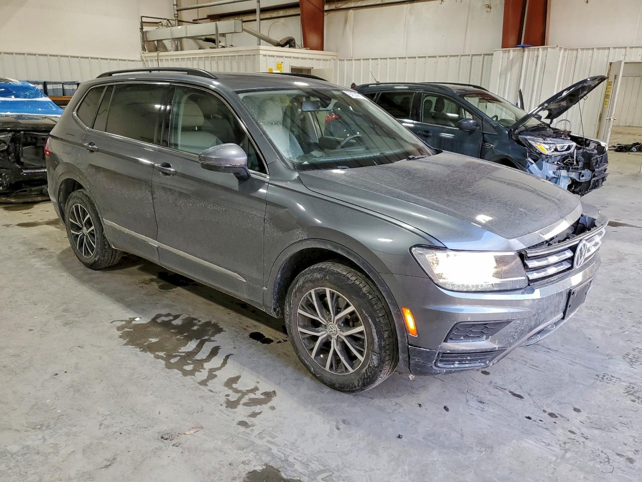 2021 VOLKSWAGEN TIGUAN SE photo 4