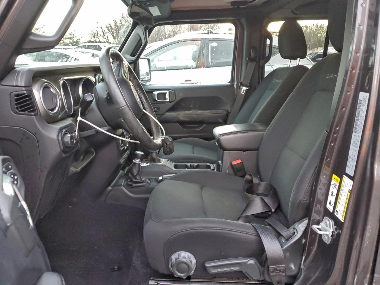 2018 JEEP WRANGLER UNLIMITED SAHARA photo 7