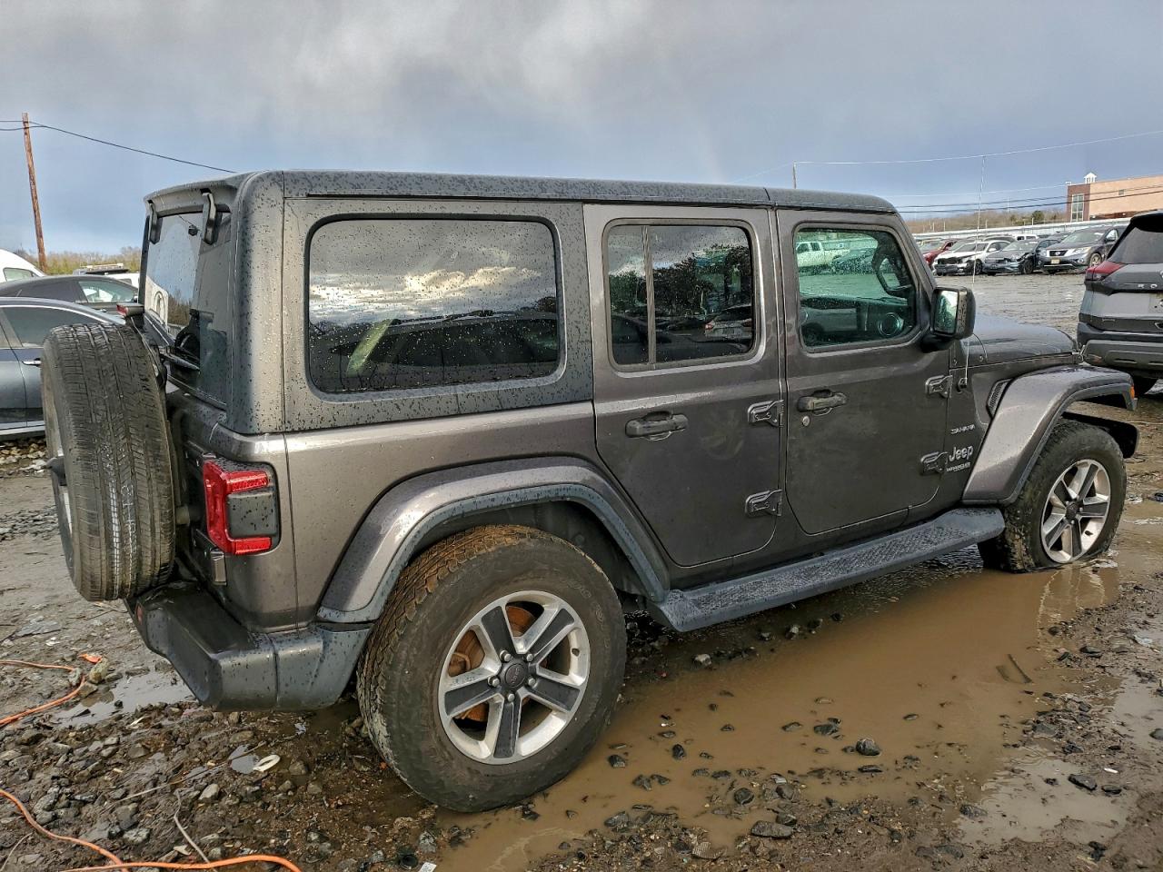 2018 JEEP WRANGLER UNLIMITED SAHARA photo 3