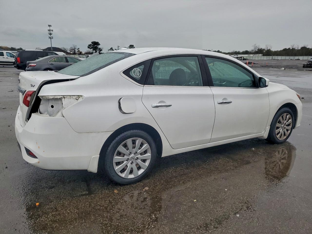 2017 NISSAN SENTRA S photo 3