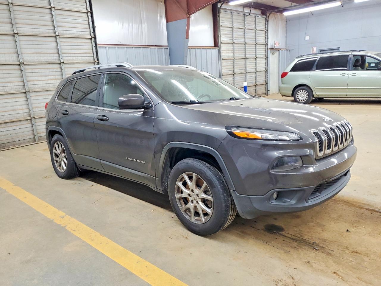 2016 JEEP CHEROKEE LATITUDE photo 7