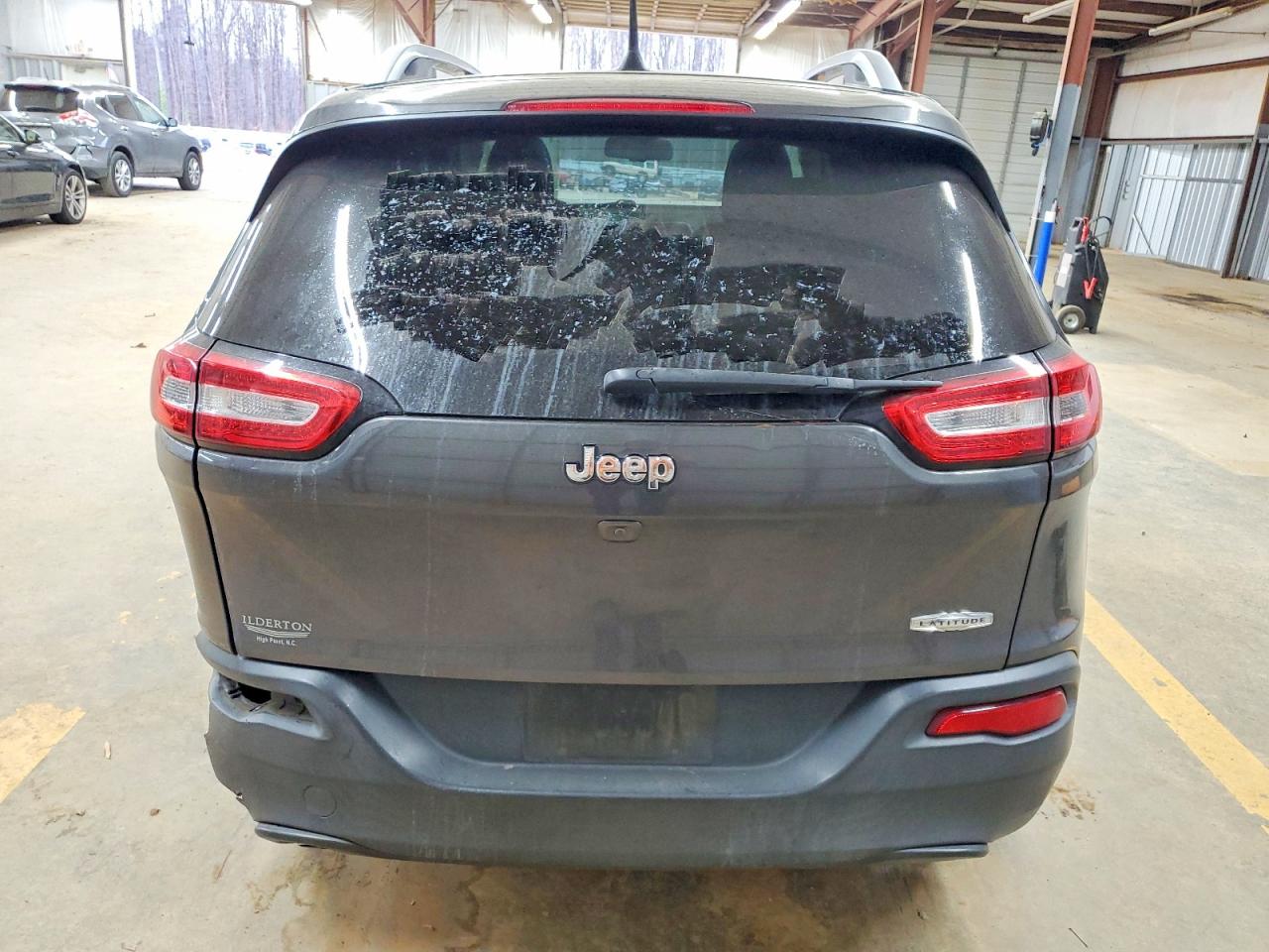 2016 JEEP CHEROKEE LATITUDE photo 11