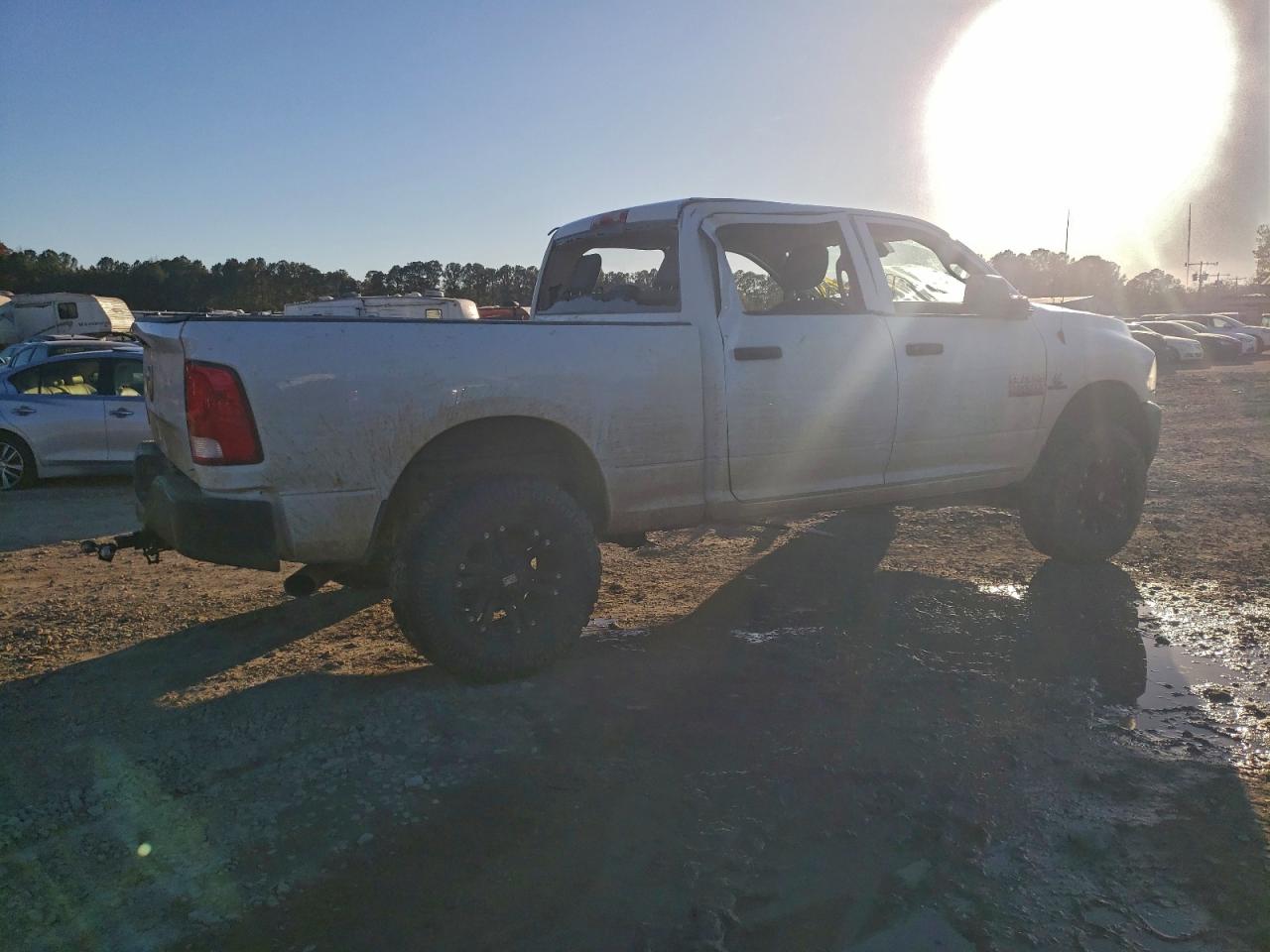 2017 RAM 2500 ST photo 5