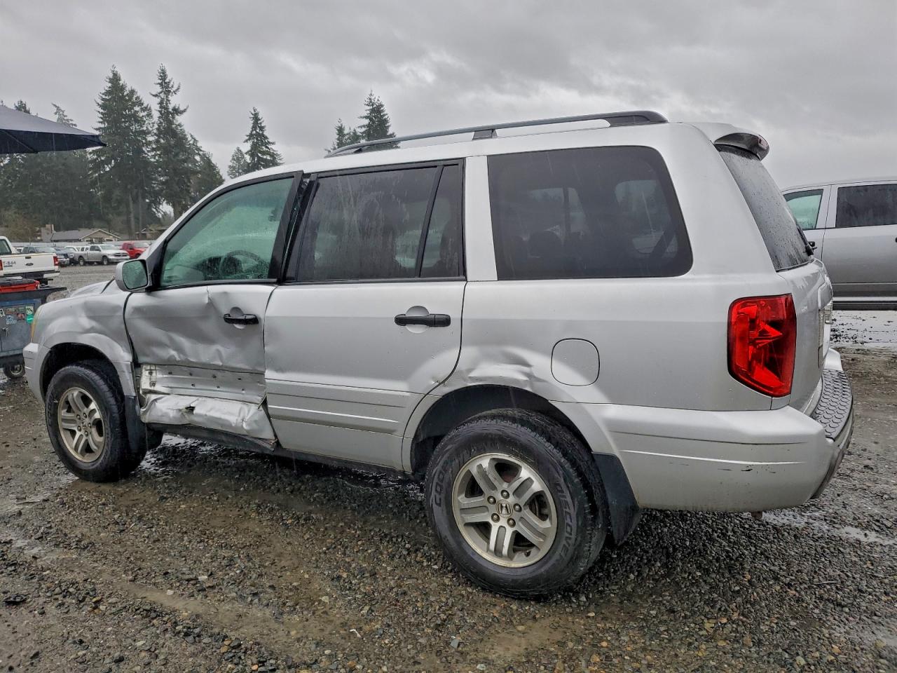 2004 HONDA PILOT EX photo 2