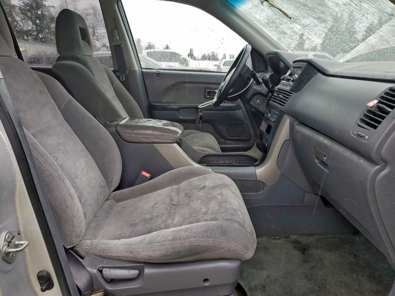 2004 HONDA PILOT EX photo 7
