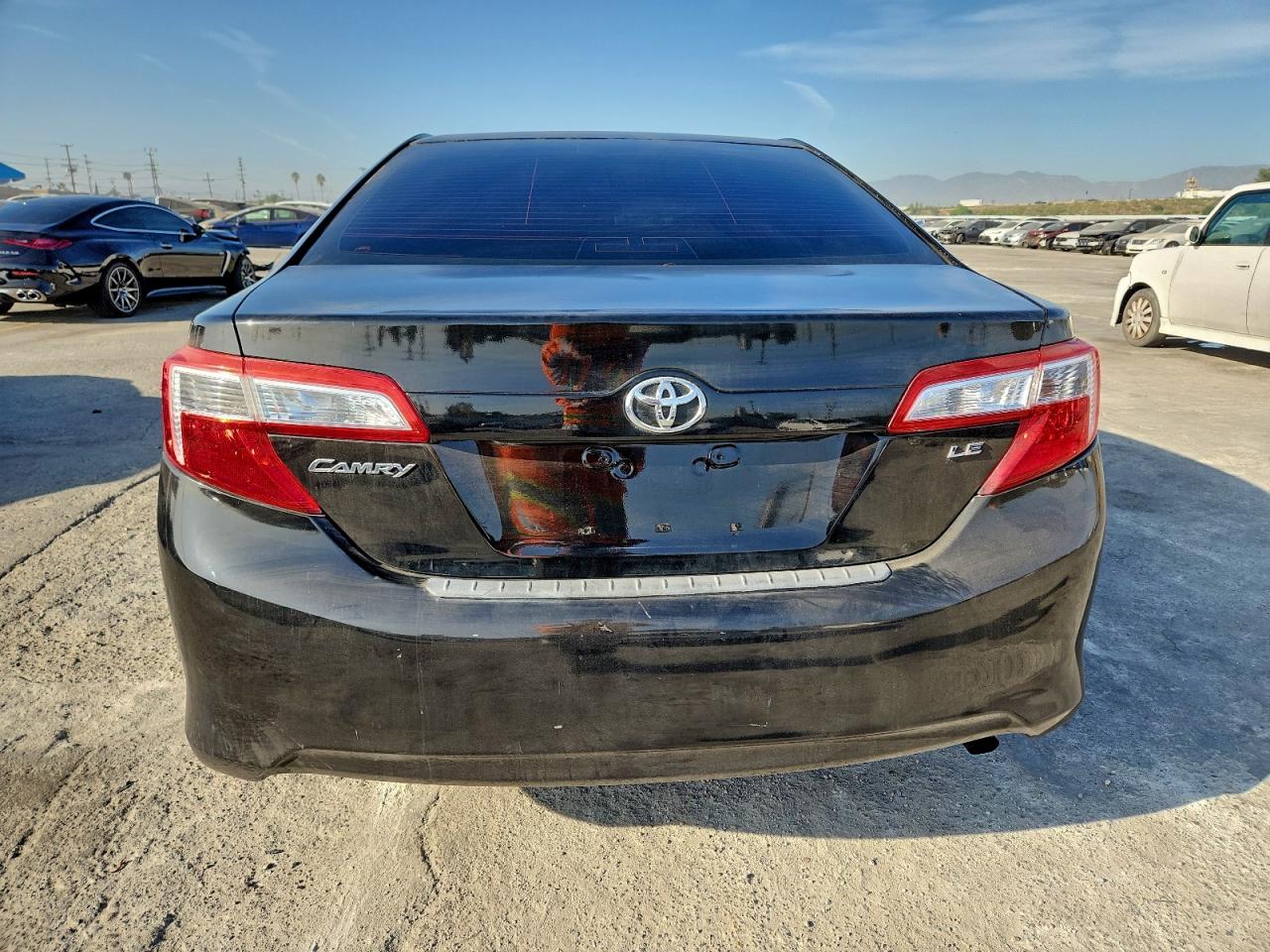 2013 TOYOTA CAMRY L photo 6
