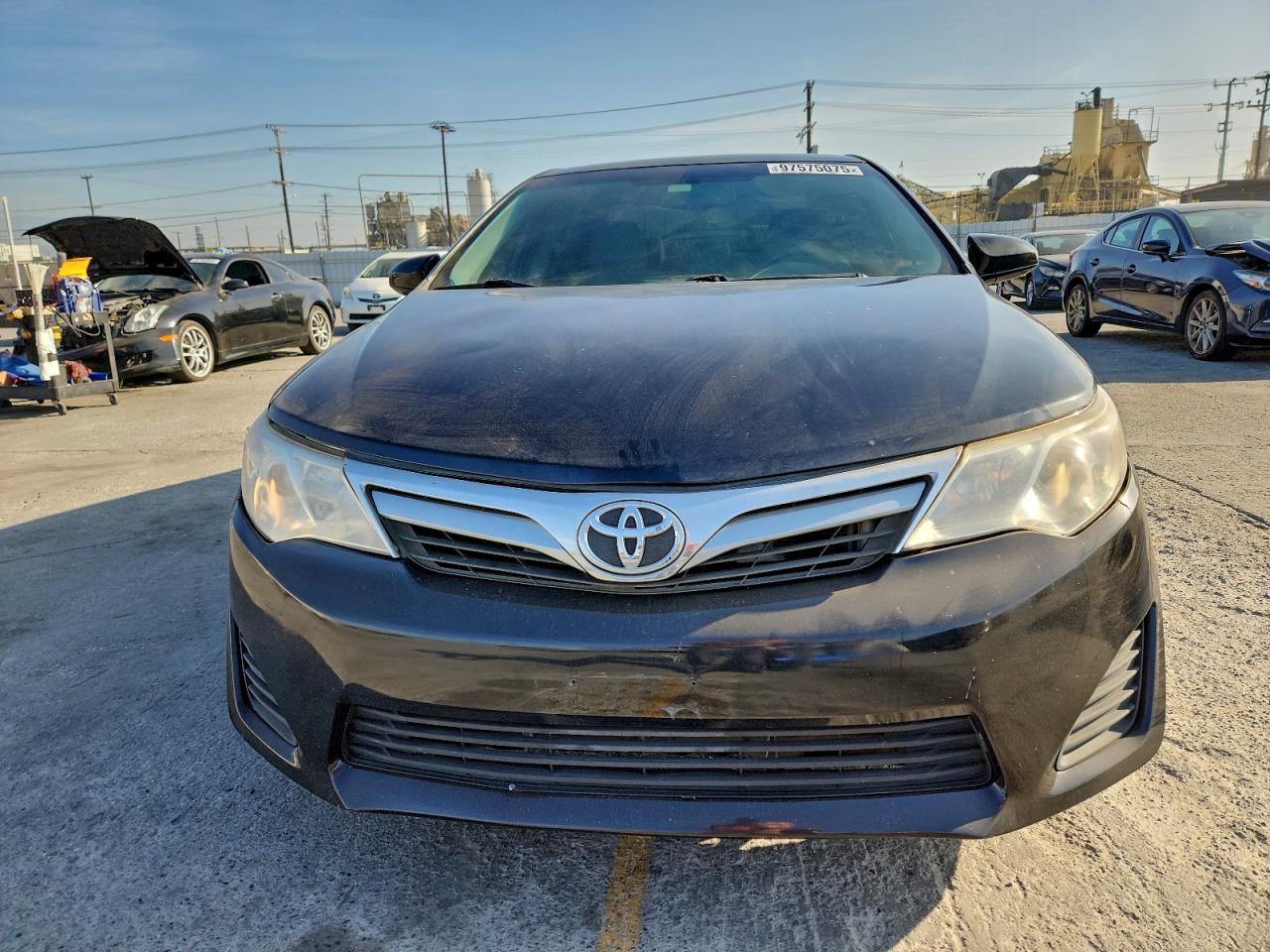 2013 TOYOTA CAMRY L photo 5