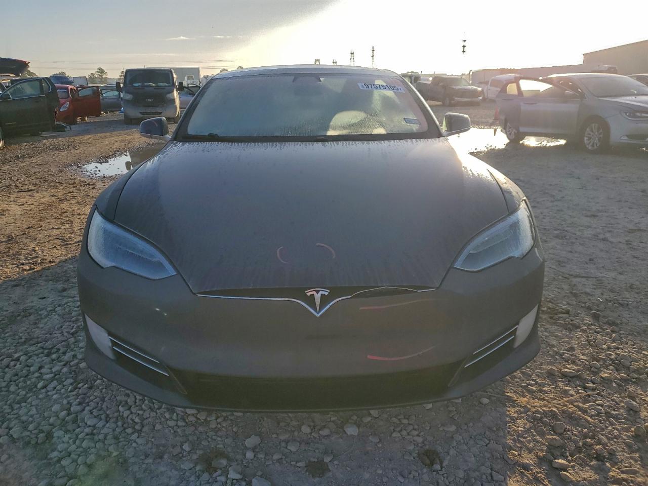 2018 TESLA MODEL S photo 5