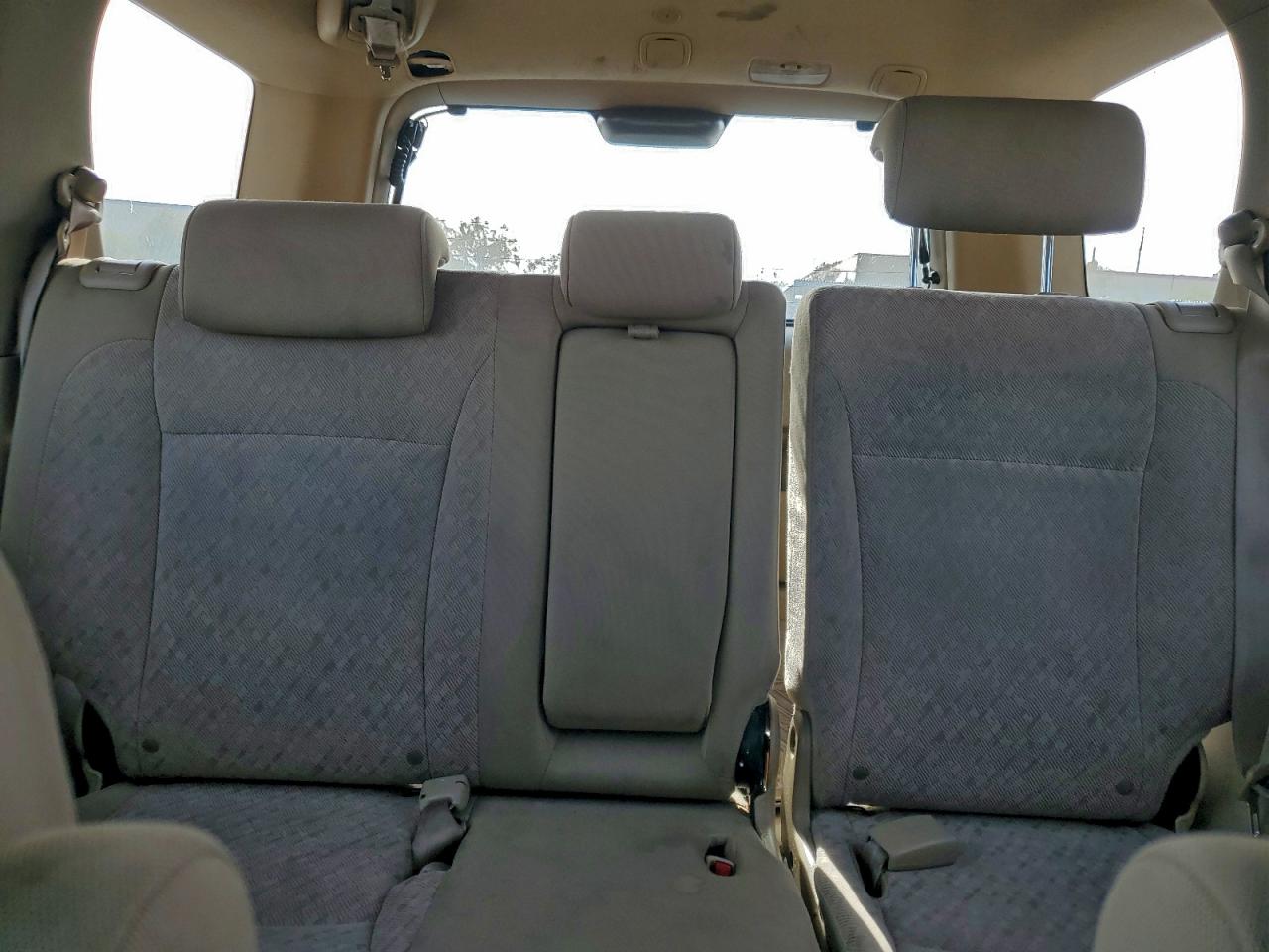 2005 HONDA CR-V LX photo 10
