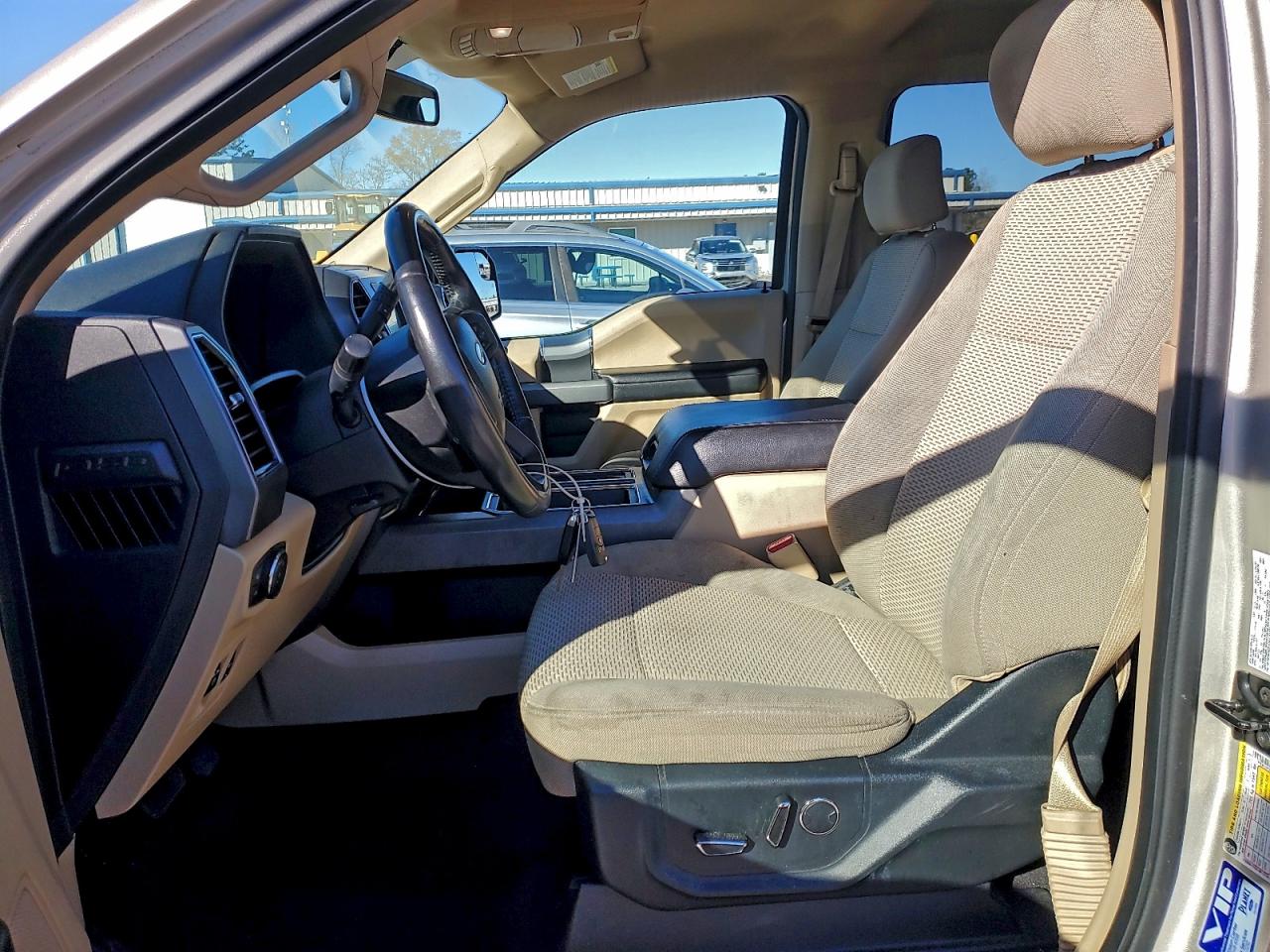 2017 FORD F150 SUPERCREW photo 7