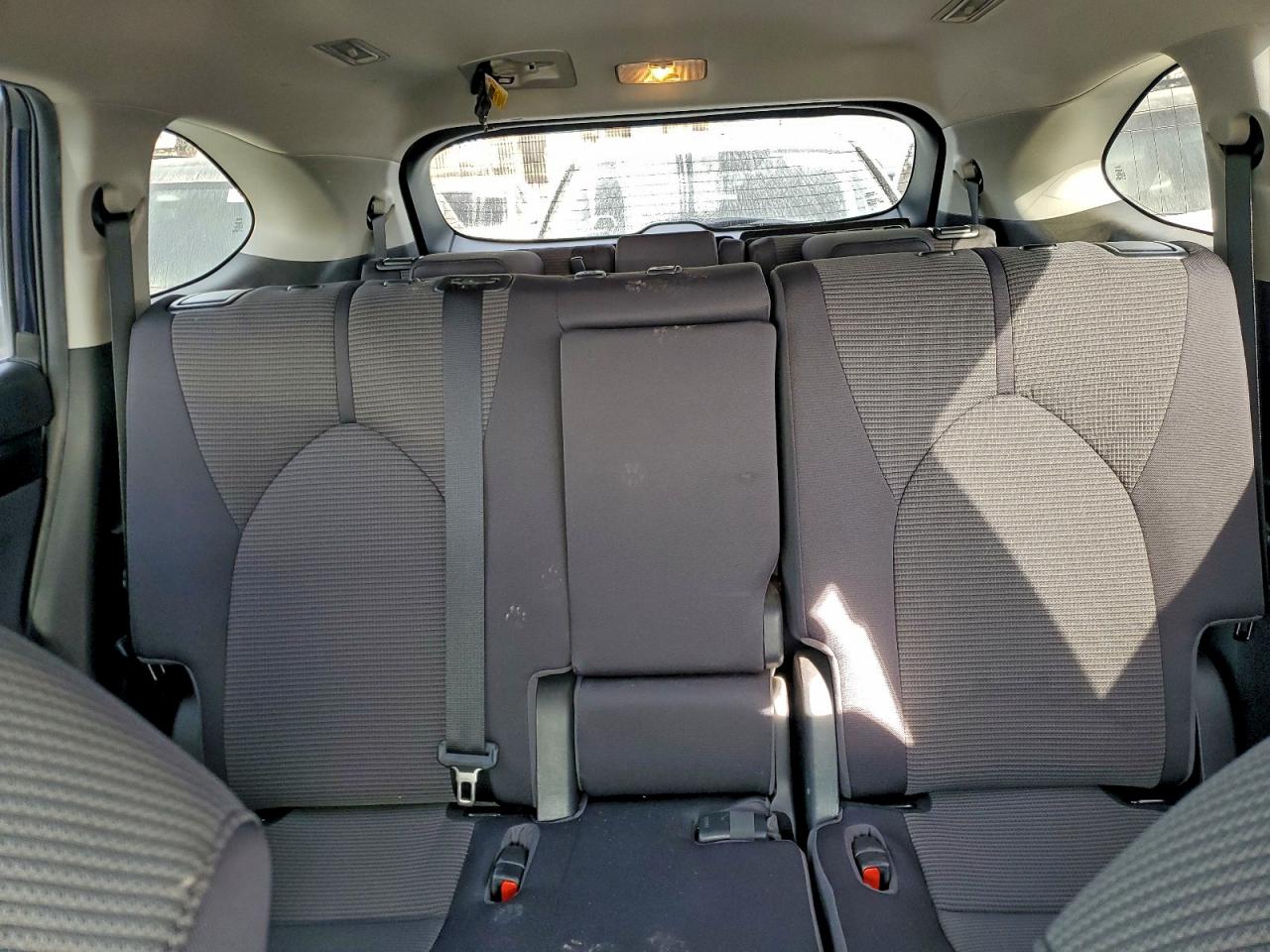 2022 TOYOTA HIGHLANDER L photo 10